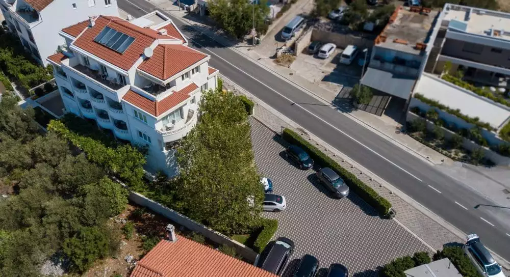 Отель, гостиница 1141м² в Хорватии, Тучепи. Стоимостью 4300000€ аренда фото-3
