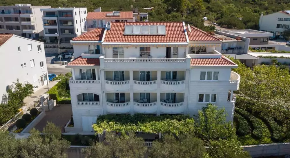 Отель, гостиница 1141м² в Хорватии, Тучепи. Стоимостью 4300000€ аренда фото-8