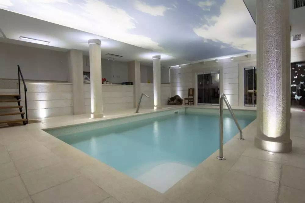Отель, гостиница 1141м² в Хорватии, Тучепи. Стоимостью 4300000€ аренда фото-14