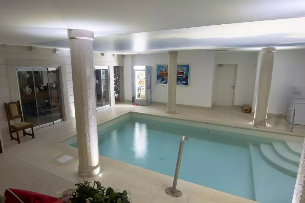 Отель, гостиница 1141м² в Хорватии, Тучепи. Стоимостью 4300000€ аренда фото-16