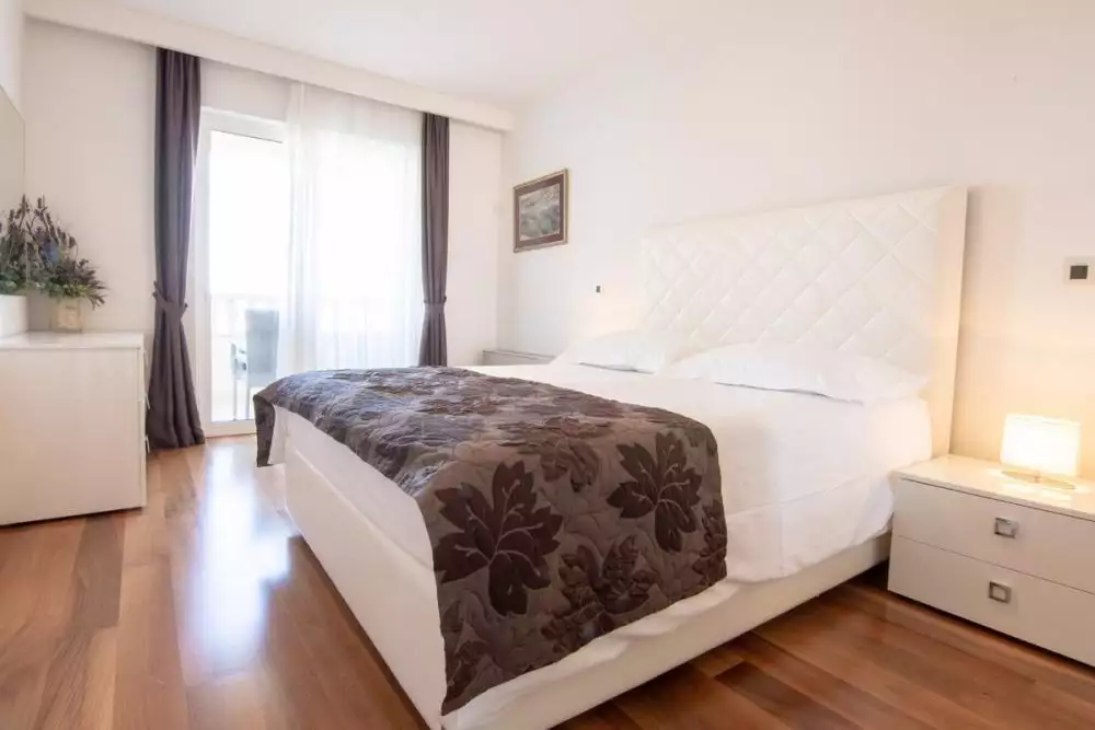 Отель, гостиница 1141м² в Хорватии, Тучепи. Стоимостью 4300000€ аренда фото-25