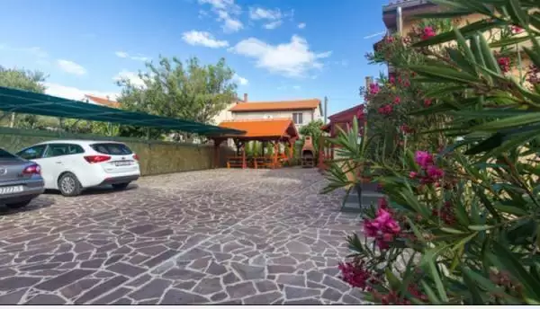 Отель, гостиница 244м² в Хорватии, Сило. Стоимостью 1450000€ аренда фото-3