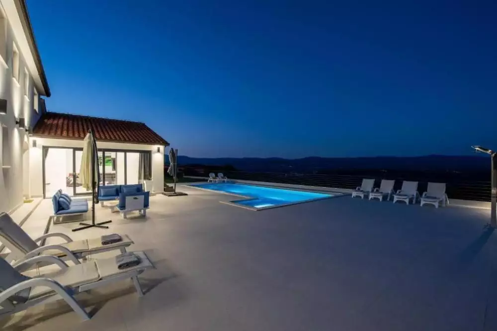 Вилла 200м² в Хорватии, Бузет. Стоимостью 2075000€ аренда фото-6