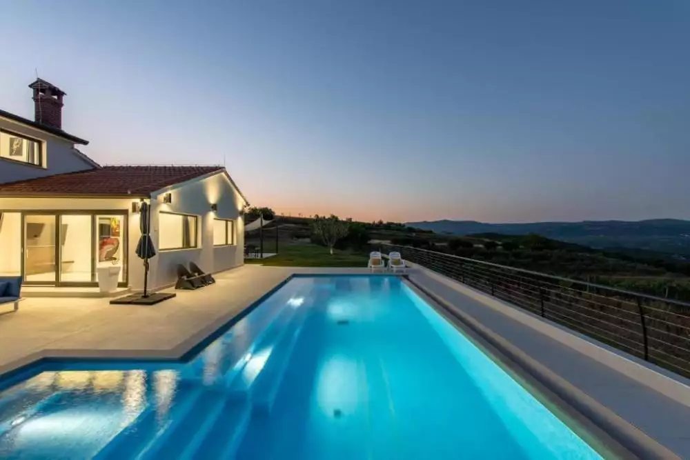 Вилла 200м² в Хорватии, Бузет. Стоимостью 2075000€ аренда фото-7