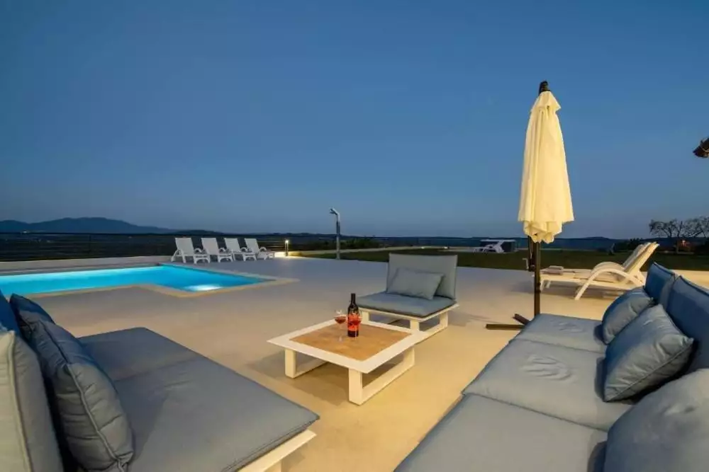 Вилла 200м² в Хорватии, Бузет. Стоимостью 2075000€ аренда фото-13