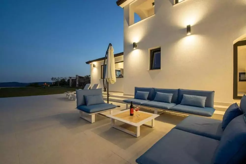 Вилла 200м² в Хорватии, Бузет. Стоимостью 2075000€ аренда фото-18