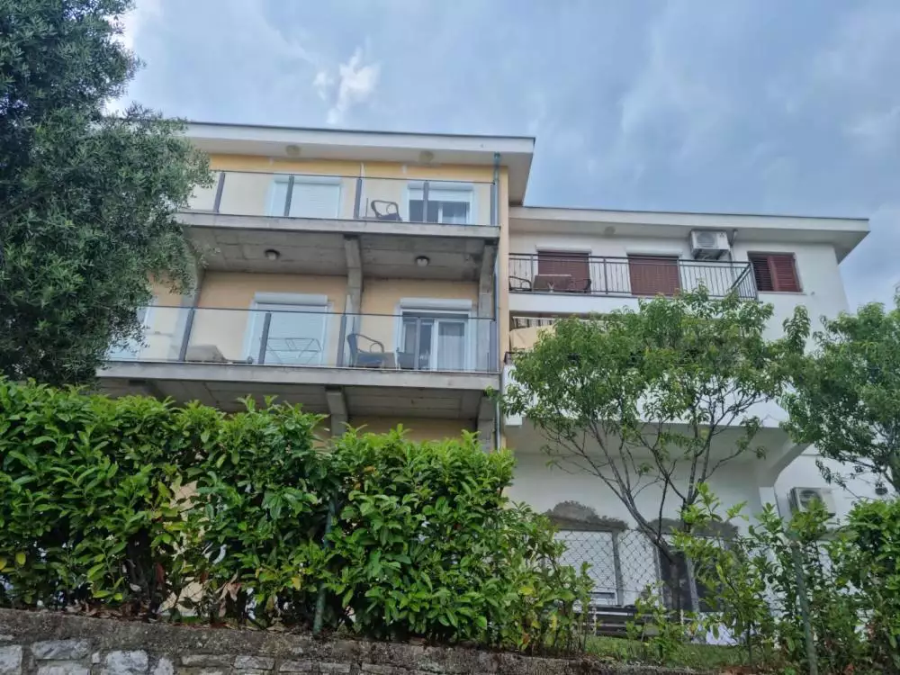 Отель, гостиница 960м² в Хорватии, Ловран. Стоимостью 1650000€ аренда фото-3
