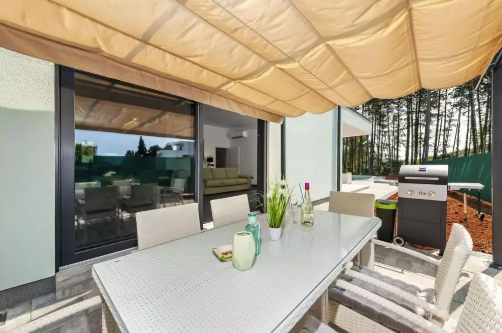 Вилла 110м² в Хорватии, Ровинь. Стоимостью 950000€ аренда фото-8