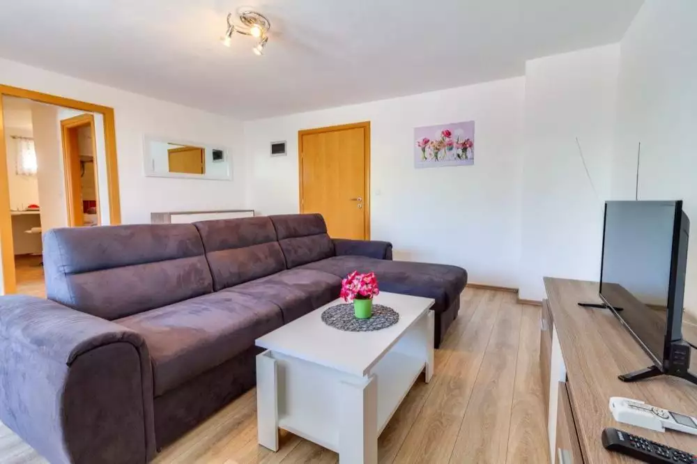 Отель, гостиница 415м² в Хорватии, Пула. Стоимостью 1040000€ аренда фото-9