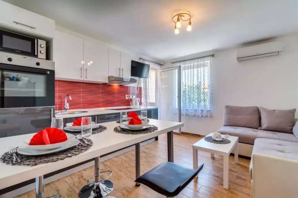 Отель, гостиница 415м² в Хорватии, Пула. Стоимостью 1040000€ аренда фото-24