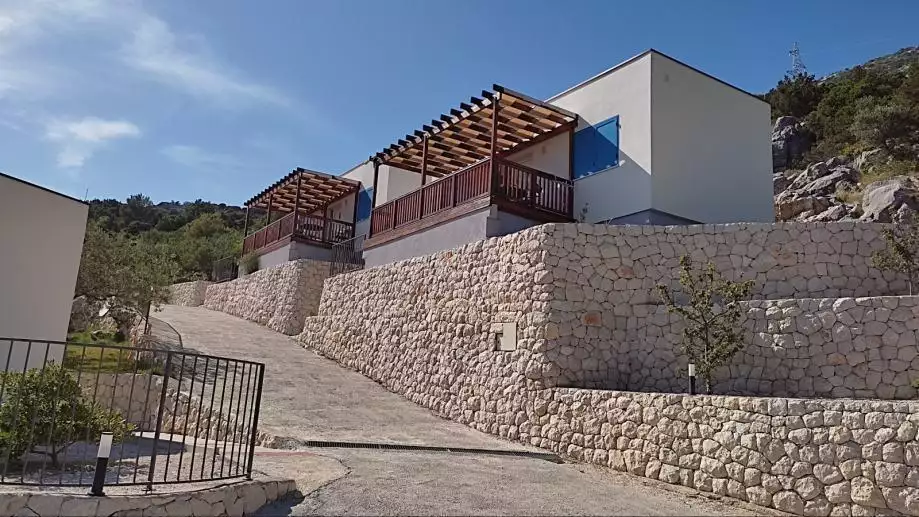 Отель, гостиница 1м² в Хорватии, Плоце. Стоимостью 1800000€ аренда фото-12