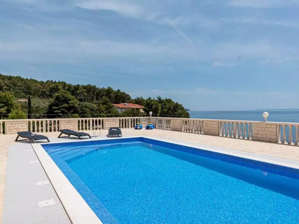 Вилла 450м² в Хорватии, Корчула. Стоимостью 1400000€ аренда фото-2
