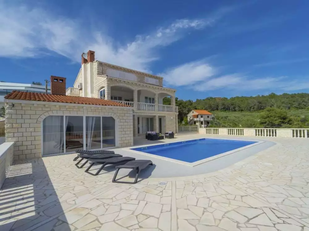 Вилла 450м² в Хорватии, Корчула. Стоимостью 1400000€ аренда фото-3