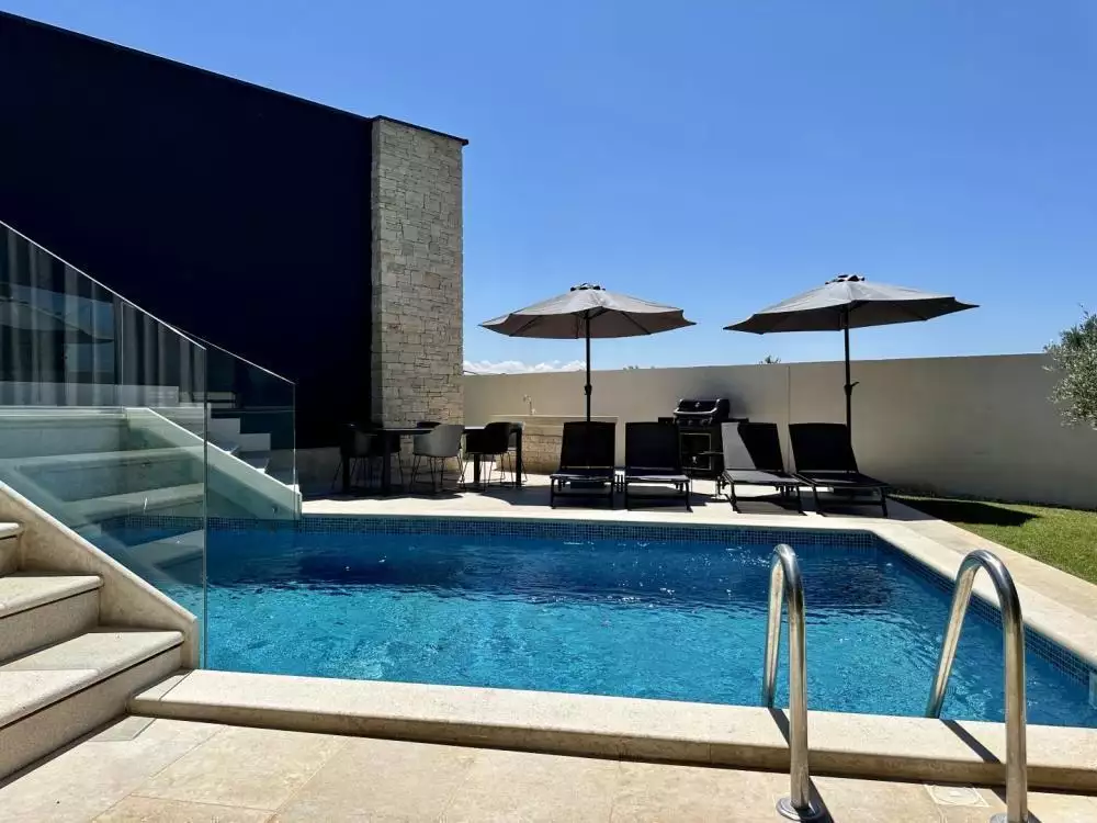 Вилла 400м² в Хорватии, Умаг. Стоимостью 1550000€ аренда фото-1