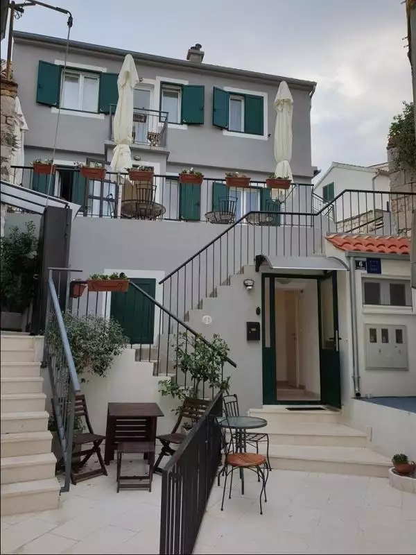 Отель, гостиница 136м² в Хорватии, Сплит. Стоимостью 750000€ аренда фото-2