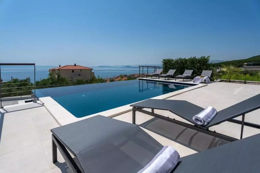 Вилла 320м² в Хорватии, Сплит. Стоимостью 1550000€ аренда фото-3