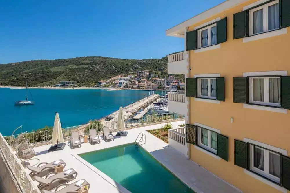 Отель, гостиница 440м² в Испании, Ла Марина. Стоимостью 2000000€ аренда фото-2