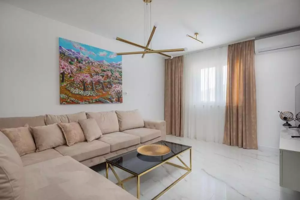 Отель, гостиница 440м² в Испании, Ла Марина. Стоимостью 2000000€ аренда фото-5