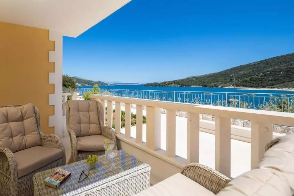 Отель, гостиница 440м² в Испании, Ла Марина. Стоимостью 2000000€ аренда фото-13