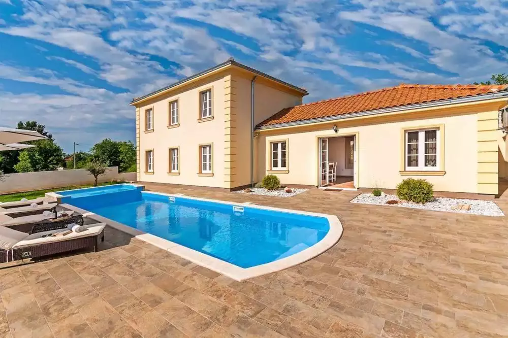 Вилла 180м² в Хорватии, Барбан. Стоимостью 830000€ аренда фото-3