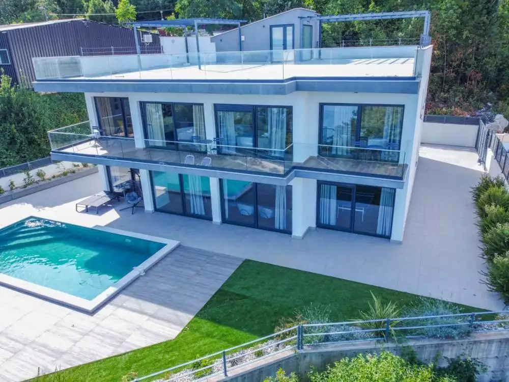 Вилла 400м² в Хорватии, Опатия. Стоимостью 1750000€ аренда фото-6