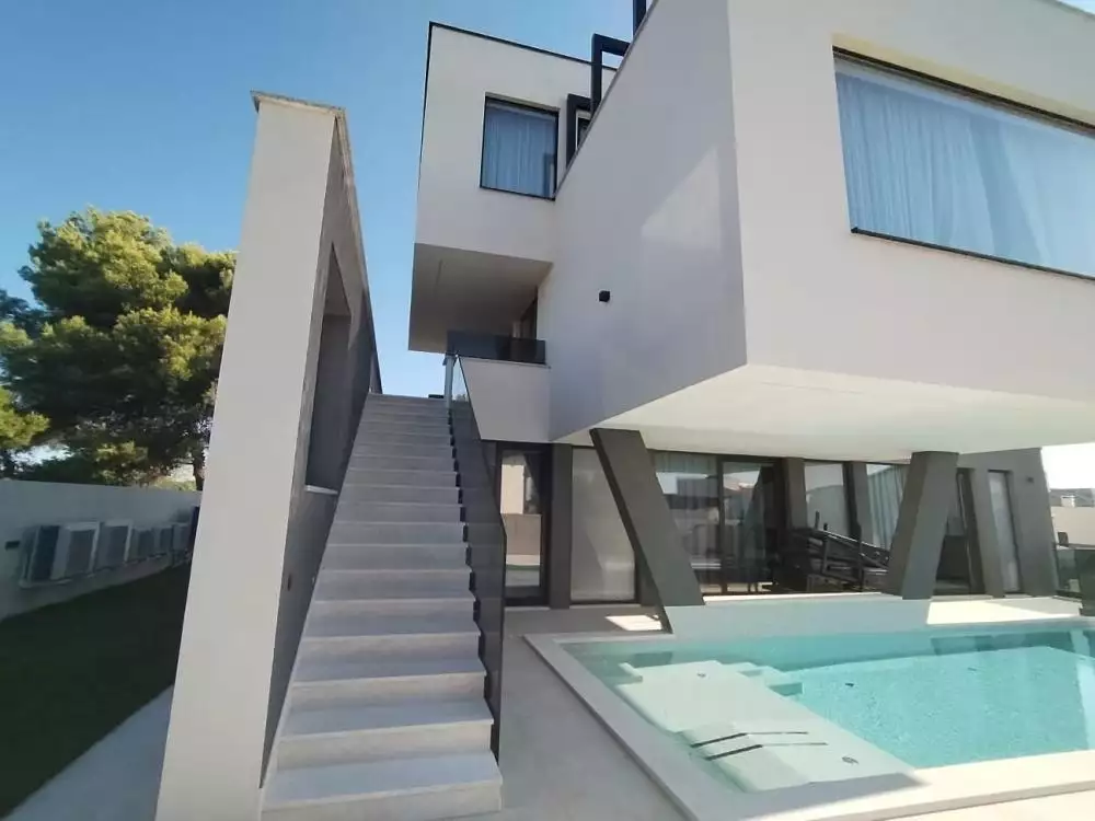 Вилла 420м² в Хорватии, Медулин. Стоимостью 2270000€ аренда фото-9