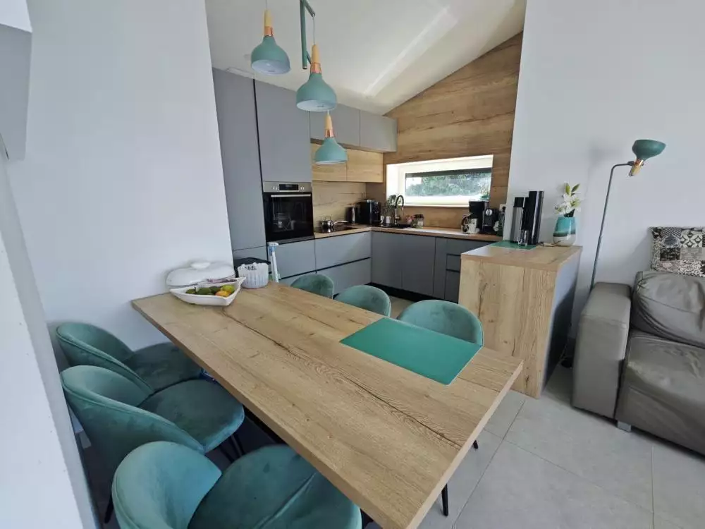 Отель, гостиница 440м² в Хорватии, Цриквеница. Стоимостью 1350000€ аренда фото-8