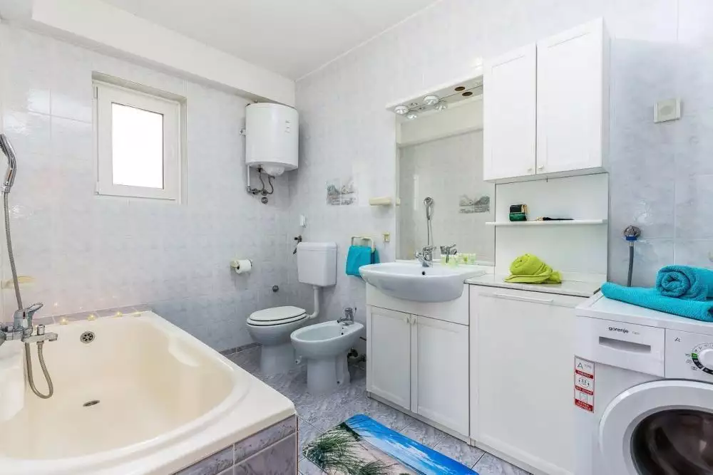 Отель, гостиница 335м² в Хорватии, Цриквеница. Стоимостью 699000€ аренда фото-18