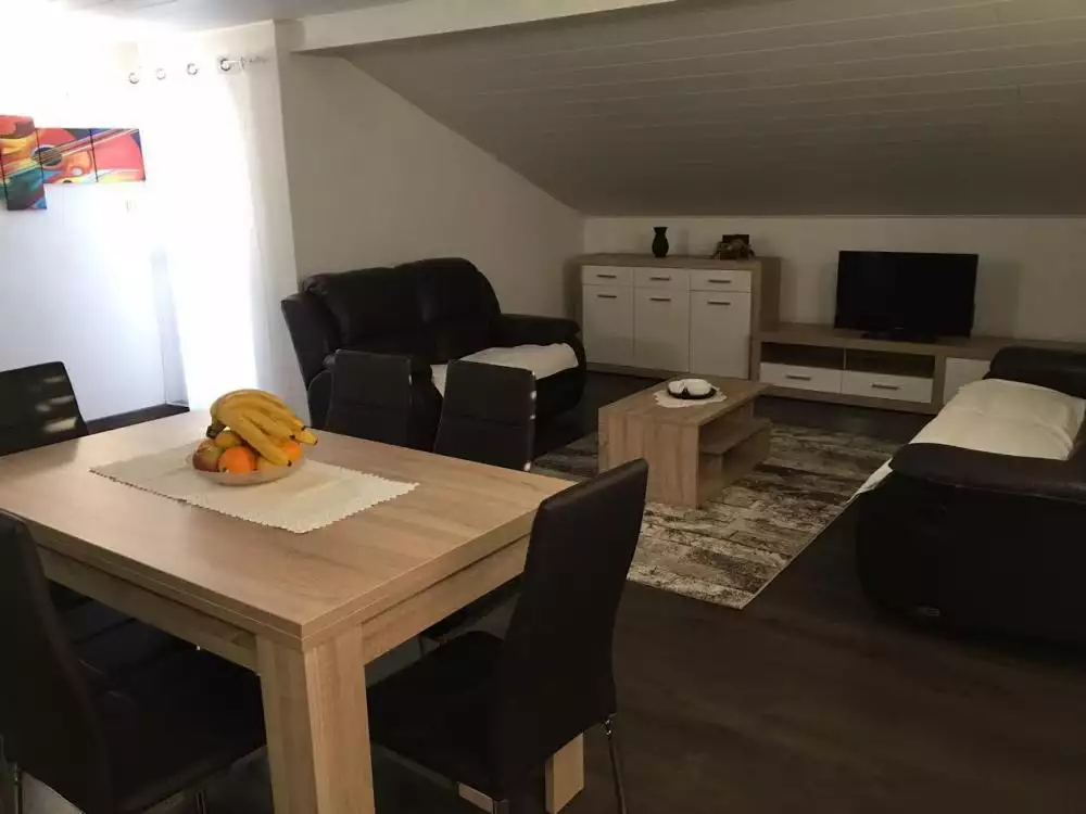 Отель, гостиница 335м² в Хорватии, Цриквеница. Стоимостью 699000€ аренда фото-19
