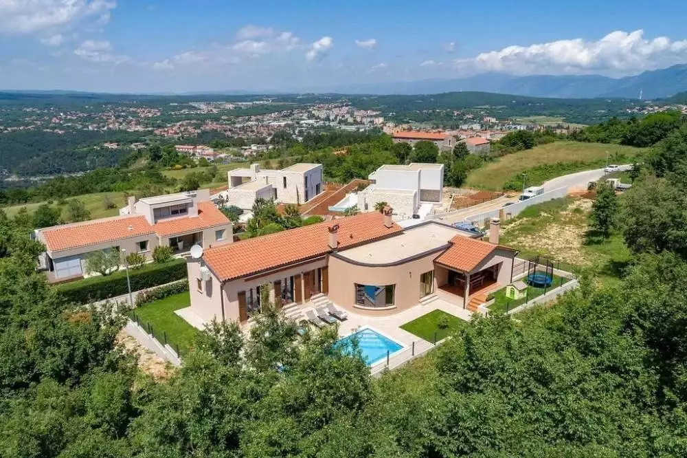 Вилла 205м² в Хорватии, Лабин. Стоимостью 600000€ аренда фото-8