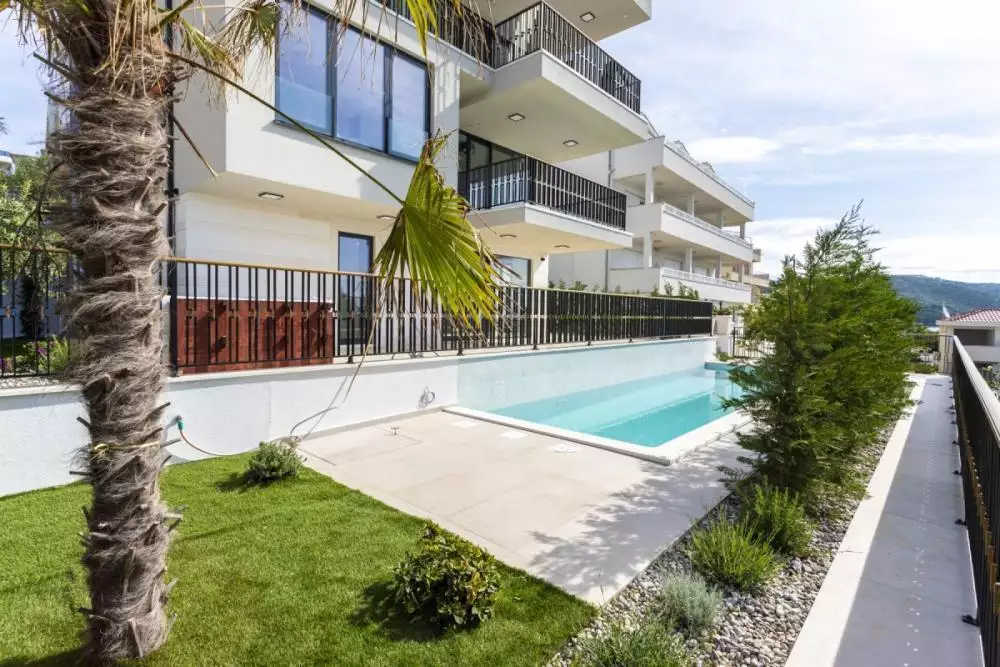 Вилла 225м² в Хорватии, Чиово. Стоимостью 1550000€ аренда фото-2