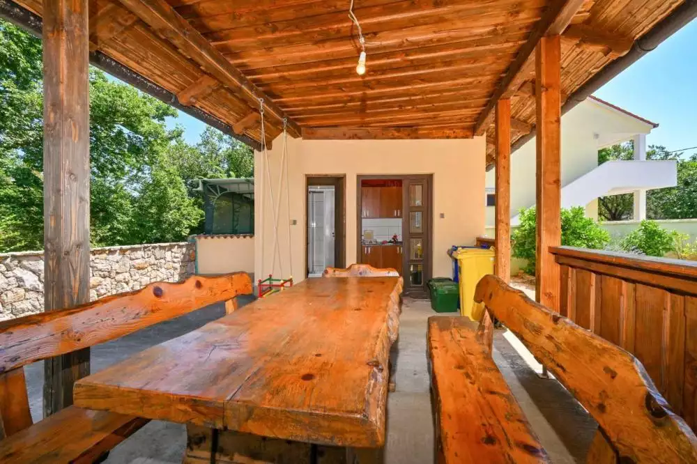 Отель, гостиница 160м² в Хорватии, Малинска. Стоимостью 570000€ аренда фото-23