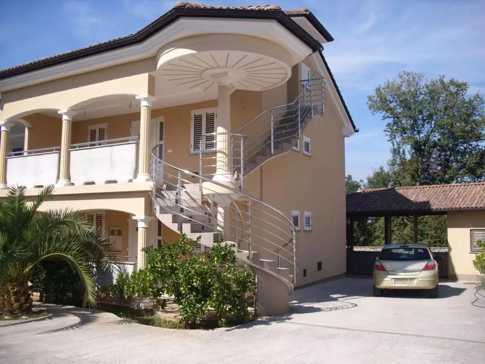 Отель, гостиница 160м² в Хорватии, Малинска. Стоимостью 570000€ аренда фото-25