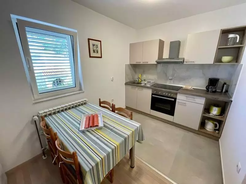 Отель, гостиница 420м² в Хорватии, Макарска. Стоимостью 1280000€ аренда фото-9