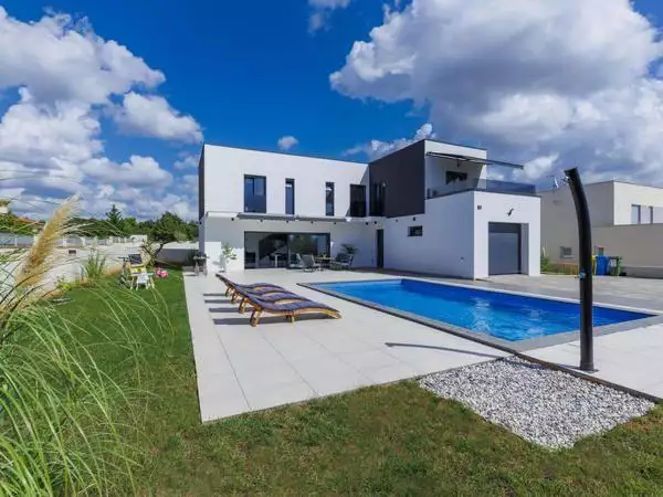 Вилла 174м² в Хорватии, Воднян. Стоимостью 750000€ аренда фото-1
