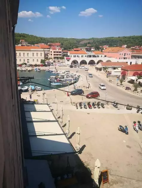 Отель, гостиница 462м² в Хорватии, Стариград. Стоимостью 1940000€ аренда фото-8