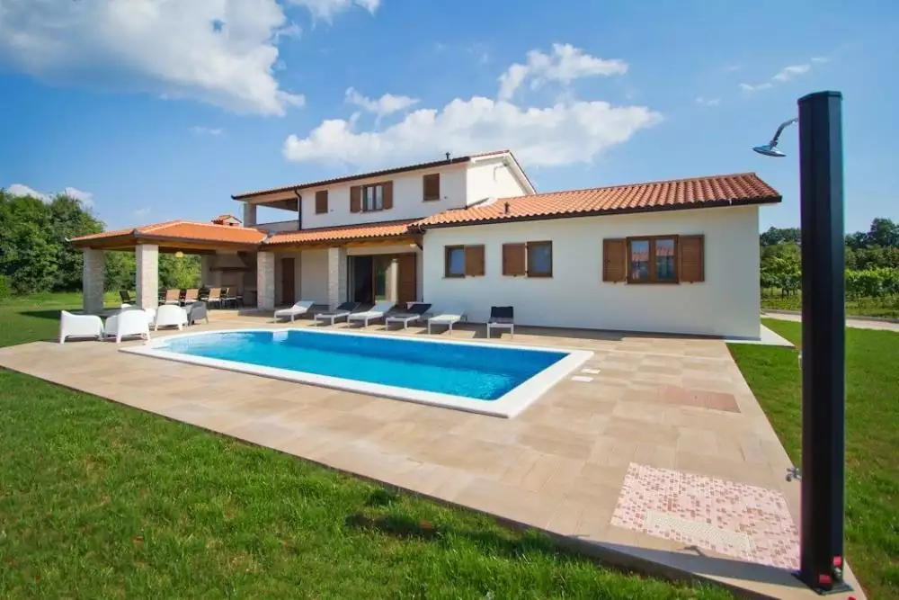 Вилла 210м² в Хорватии, Лабин. Стоимостью 645000€ аренда фото-1