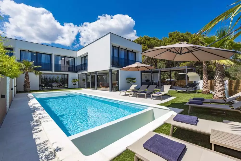 Вилла 220м² в Хорватии, Медулин. Стоимостью 1300000€ аренда фото-25