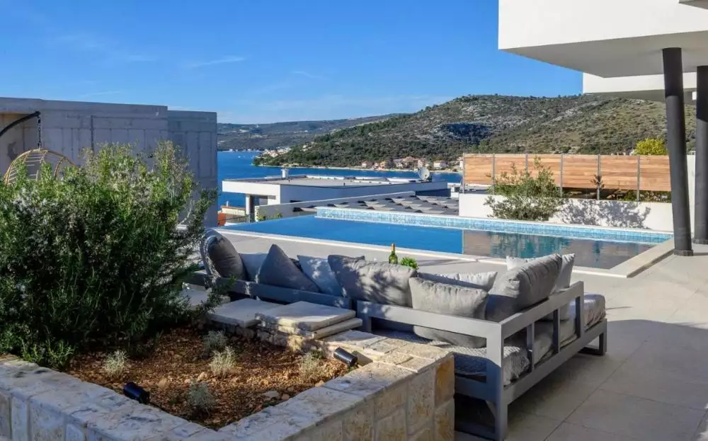 Вилла 270м² в Хорватии, Рогозница. Стоимостью 1550000€ аренда фото-6