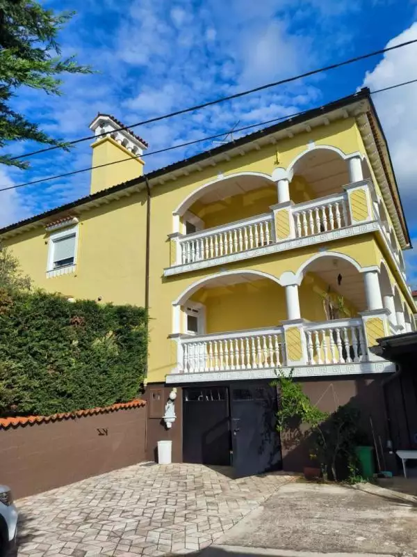 Отель, гостиница 225м² в Хорватии, Умаг. Стоимостью 590000€ аренда фото-2