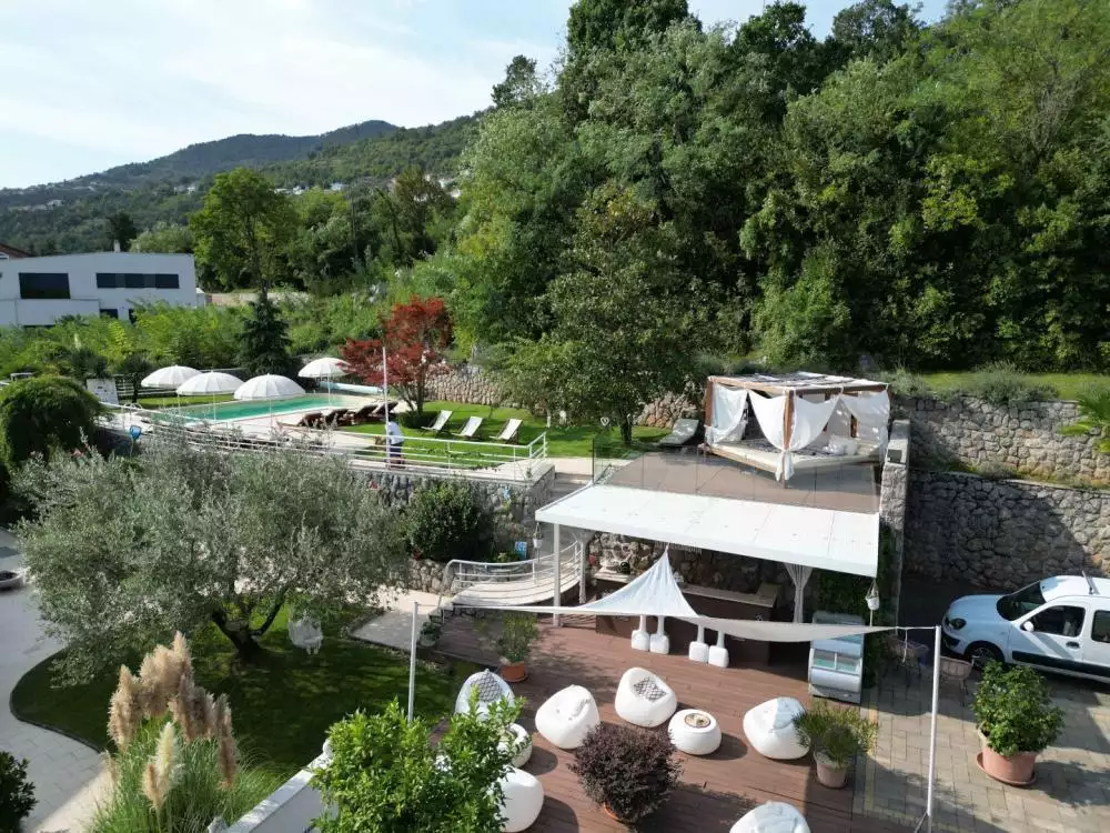 Отель, гостиница 700м² в Хорватии, Ловран. Стоимостью 3700000€ аренда фото-24