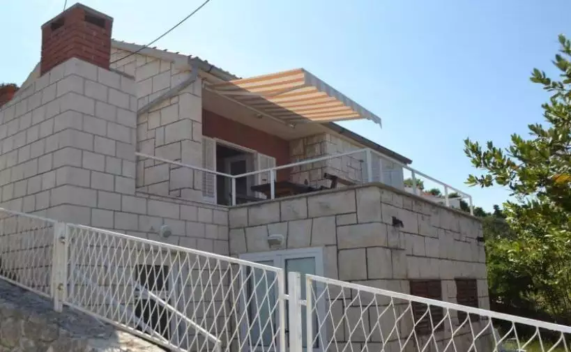 Вилла 100м² в Хорватии, Хвар. Стоимостью 1300000€ аренда фото-9