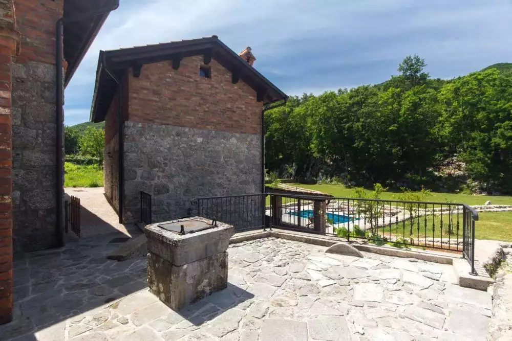 Вилла 564м² в Хорватии, Вепринац. Стоимостью 1250000€ аренда фото-8