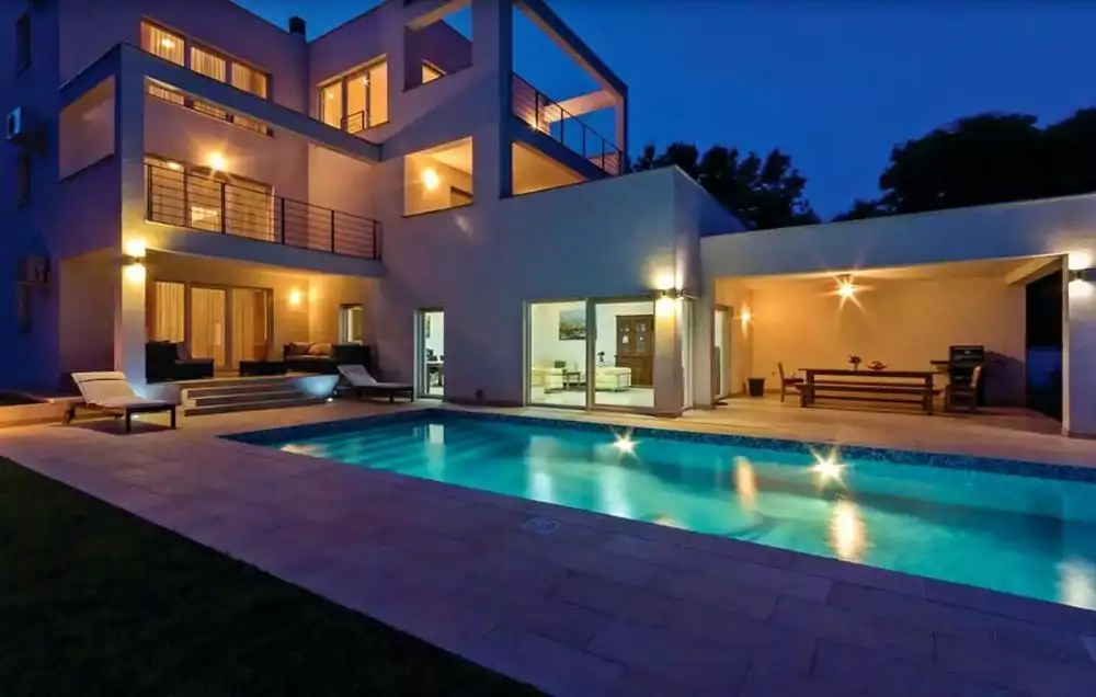 Вилла 400м² в Хорватии, Лижнян. Стоимостью 1556000€ аренда фото-2