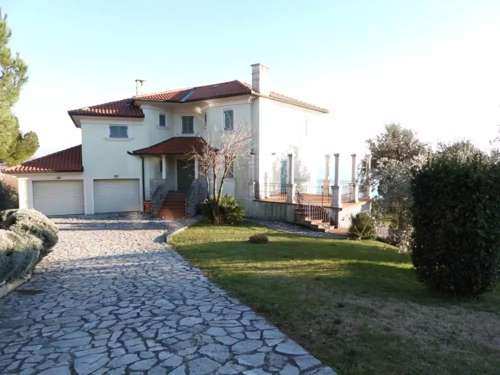 Вилла 505м² в Хорватии, Побри. Стоимостью 2500000€ аренда фото-22