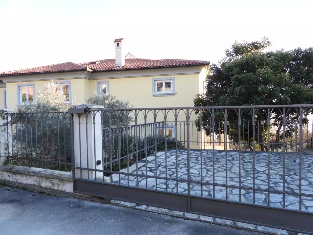 Вилла 505м² в Хорватии, Побри. Стоимостью 2500000€ аренда фото-23