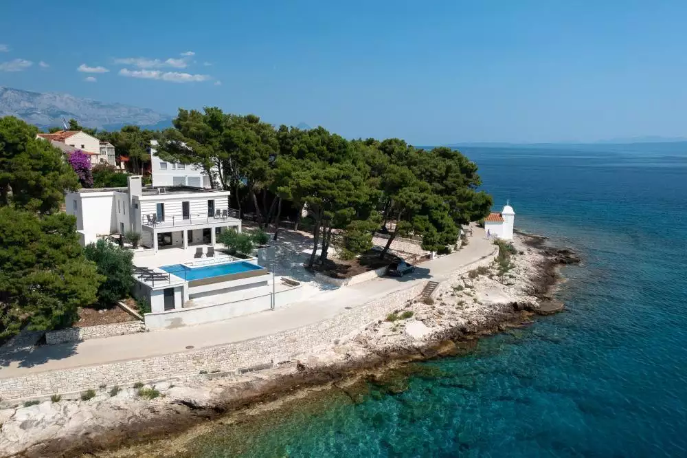 Вилла 314м² в Хорватии, Сумартин. Стоимостью 1900000€ аренда фото-2