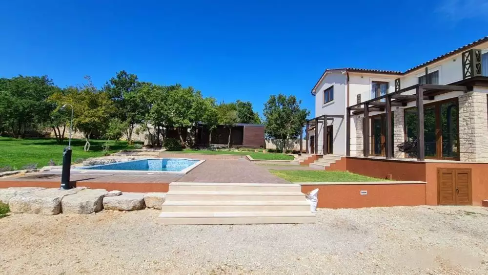 Вилла 159м² в Хорватии, Барбан. Стоимостью 635000€ аренда фото-2