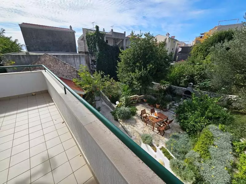 Отель, гостиница 286м² в Хорватии, Игране. Стоимостью 750000€ аренда фото-5