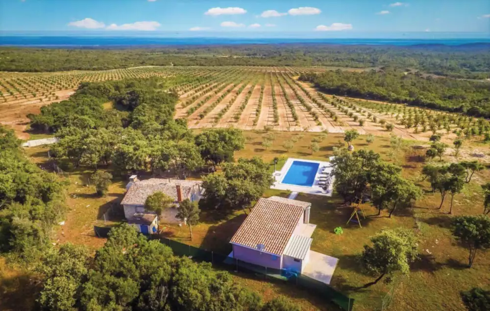 Вилла 115м² в Хорватии, Ровинь. Стоимостью 758000€ аренда фото-1